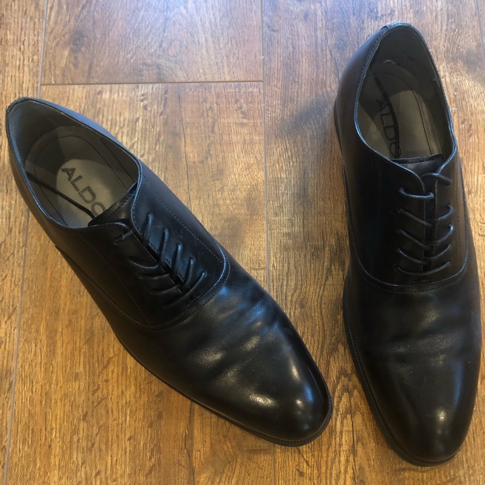 Also brogues dress shoes